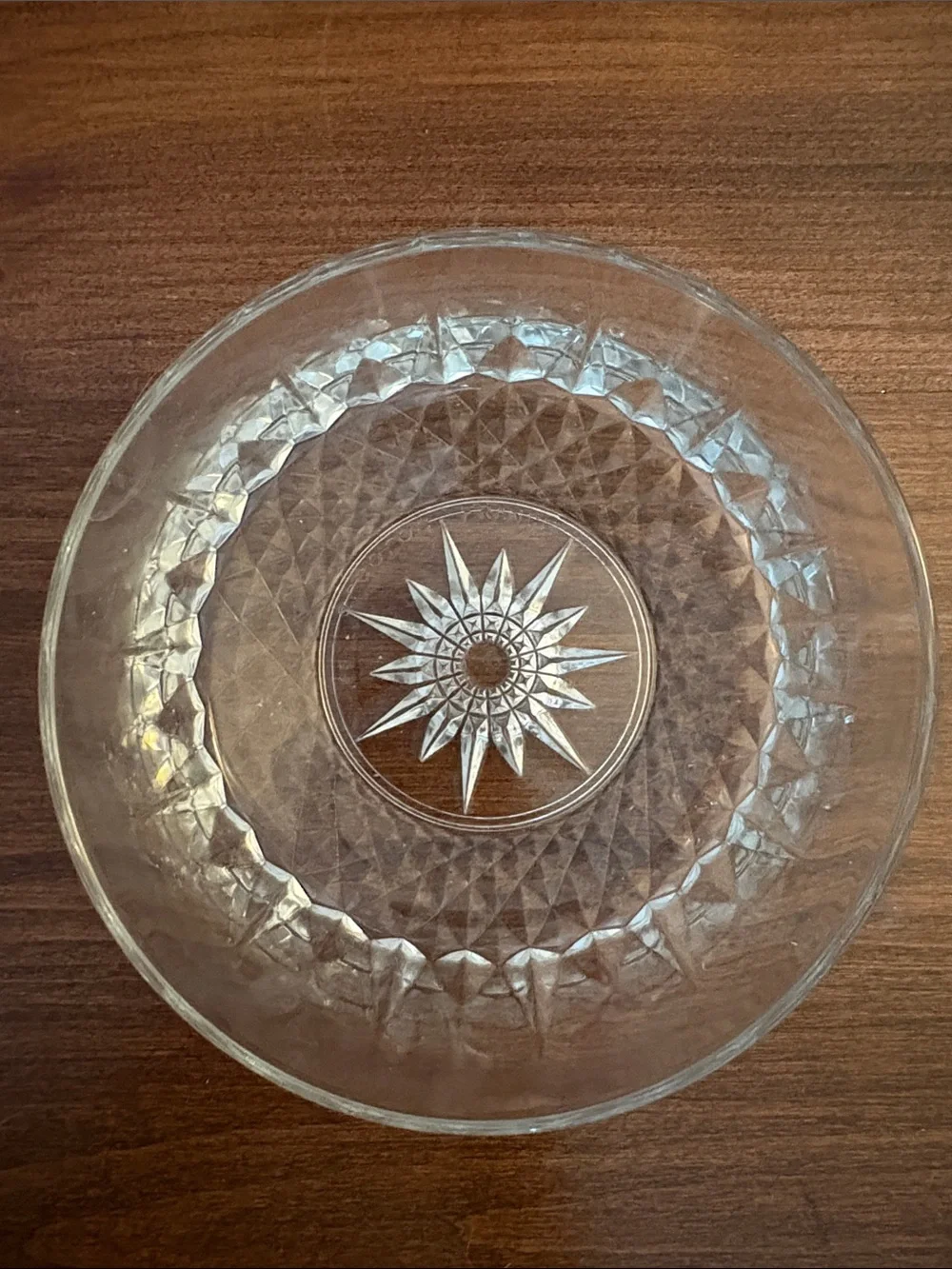 (8) VTG ARCOROC France Starburst Star Cut Dessert Fruit Bowls Glass Crystal